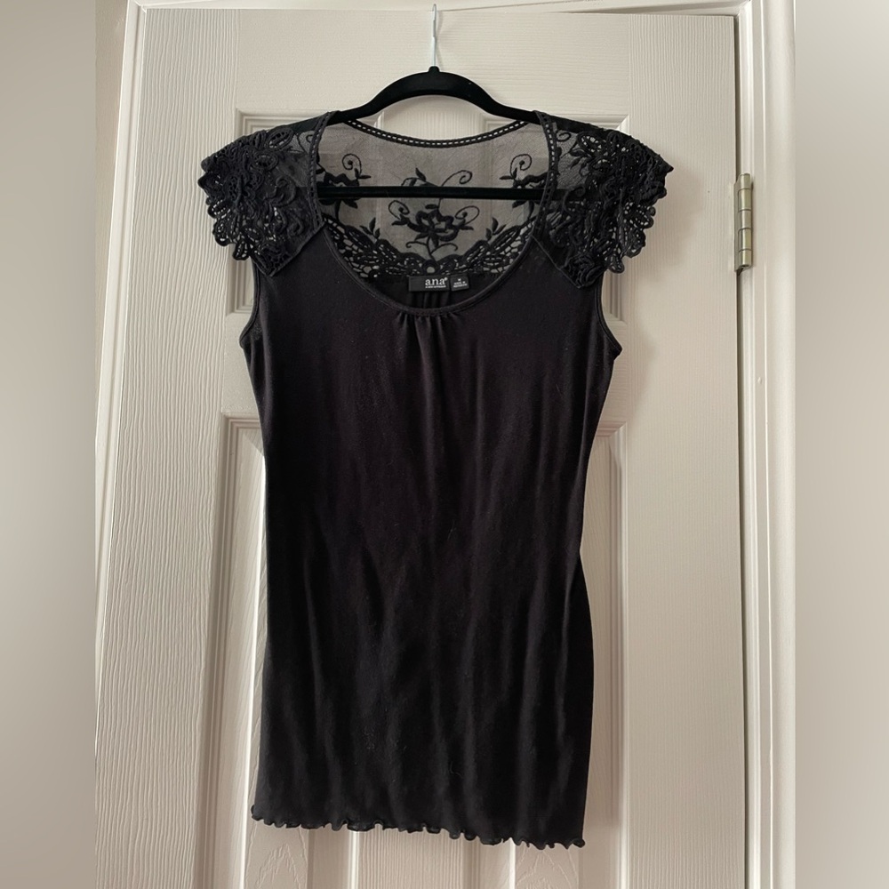 A.n.a. Top, medium, black with pretty lace details on the back and sleeves.
